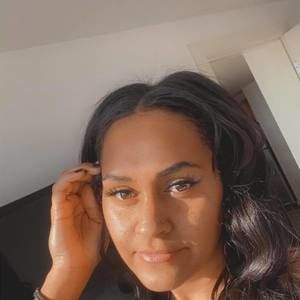 Meet your Posher, Monika